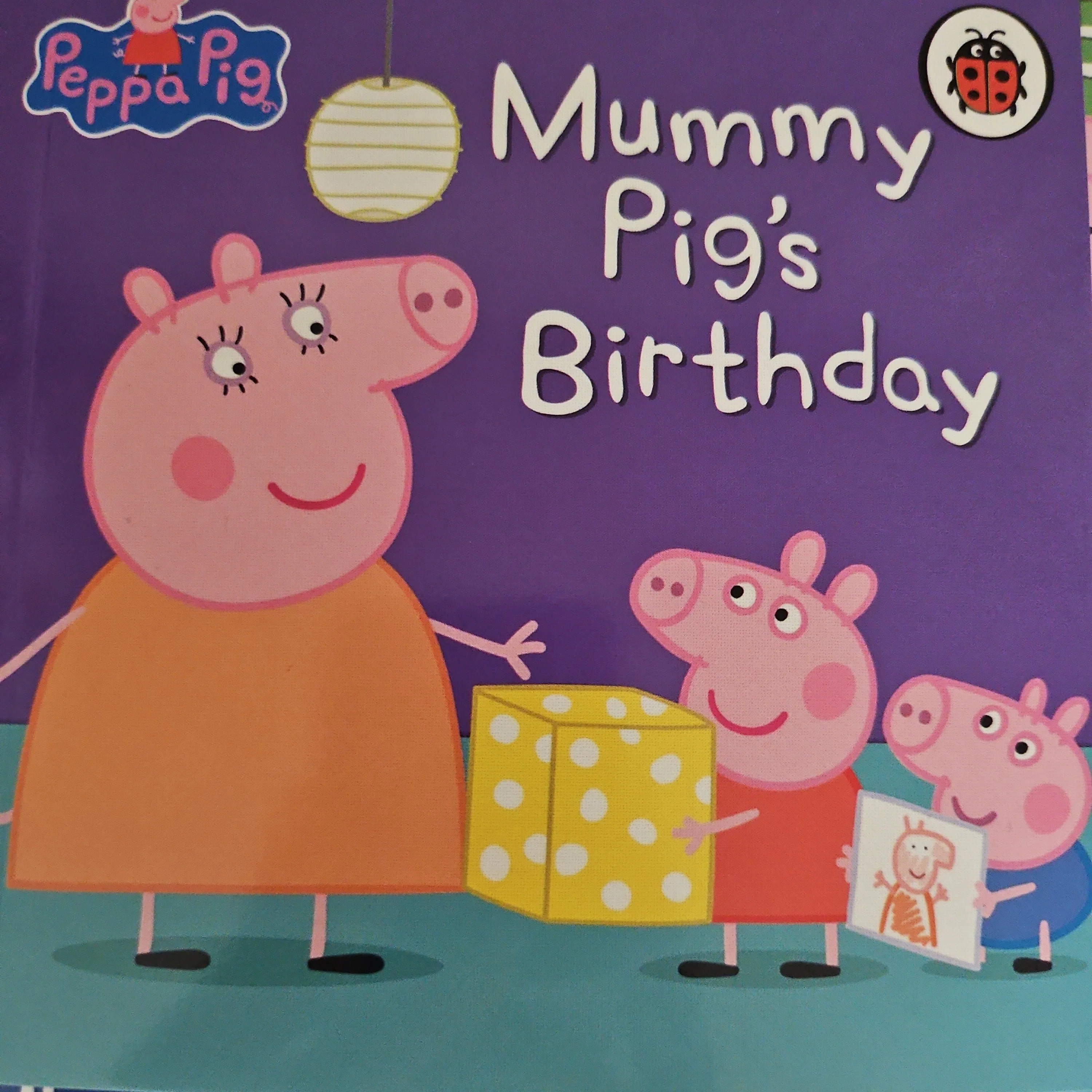 IMG : Peppa Pig Mini Book Mummy Pig's Birthday 