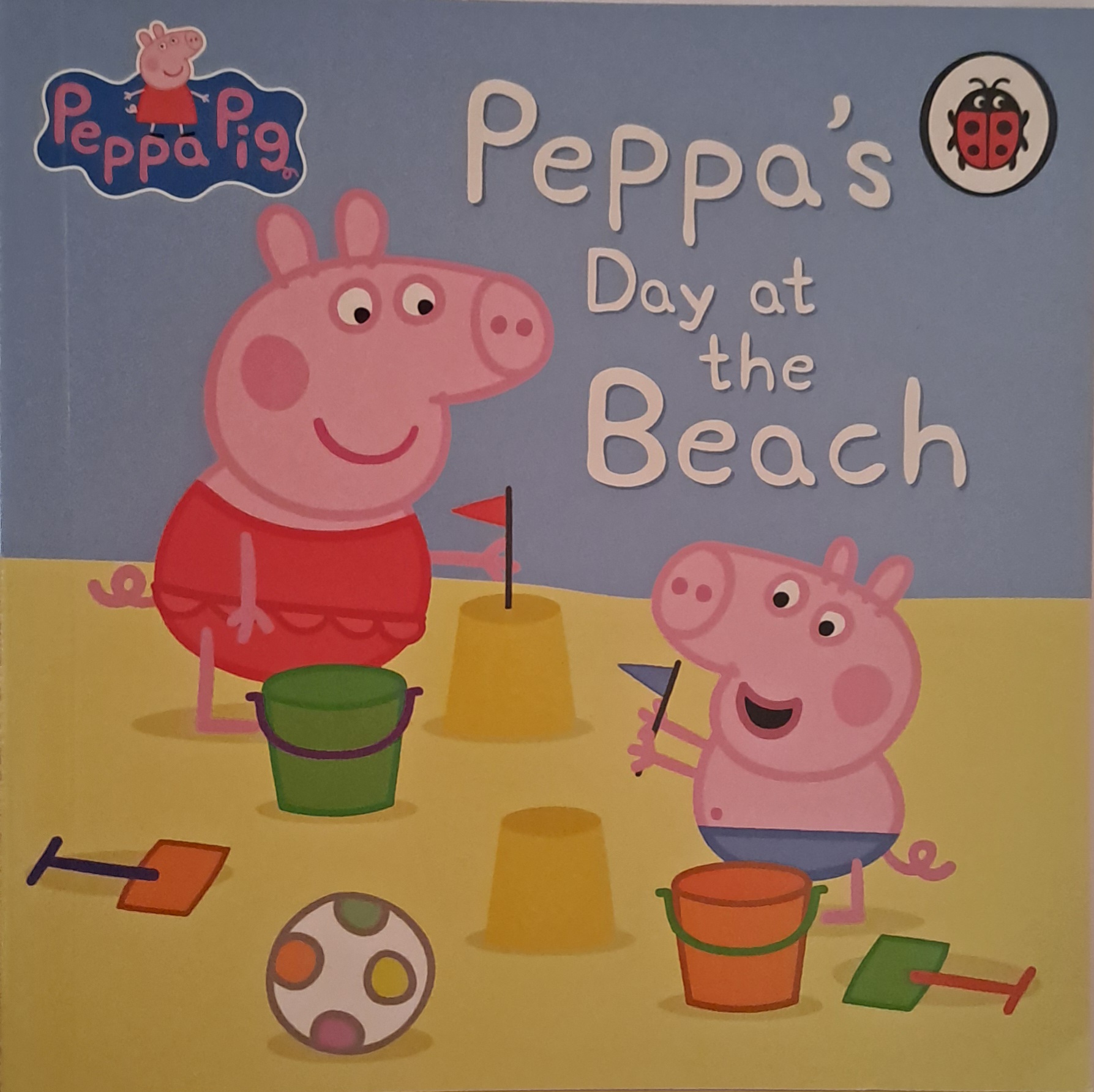 IMG : Peppa Pig Mini Book Peppa's Day At The Beach 
